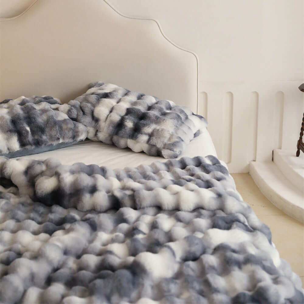 CloudSoft™ Faux Fur Blanket
