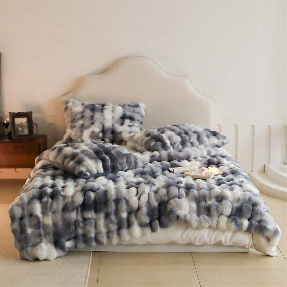 CloudSoft™ Faux Fur Blanket